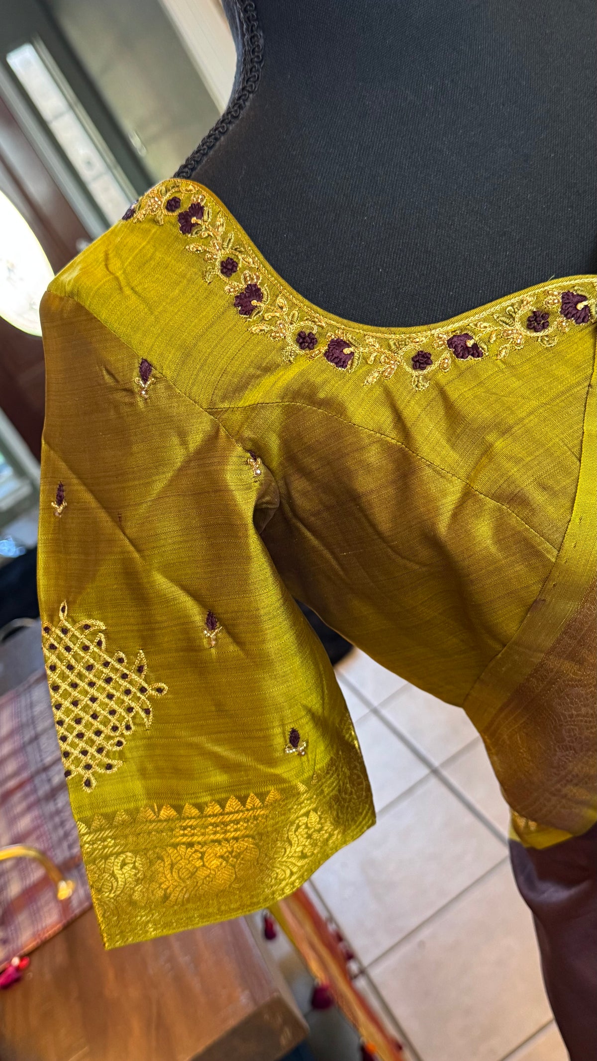 Kolam Butti korvai Kanchipuram pure silk