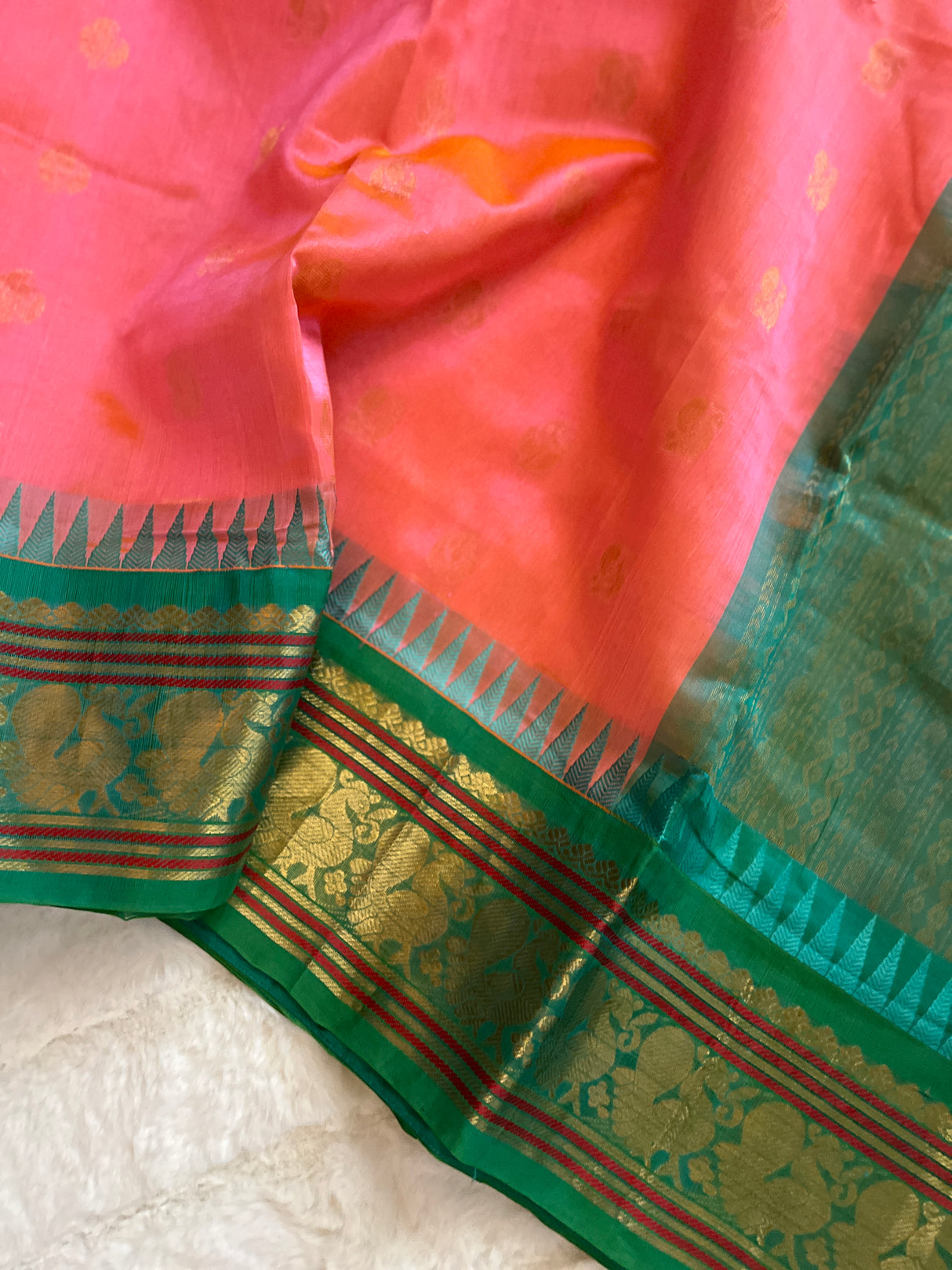 kanjeevaram silk cotton saree green and pink combo