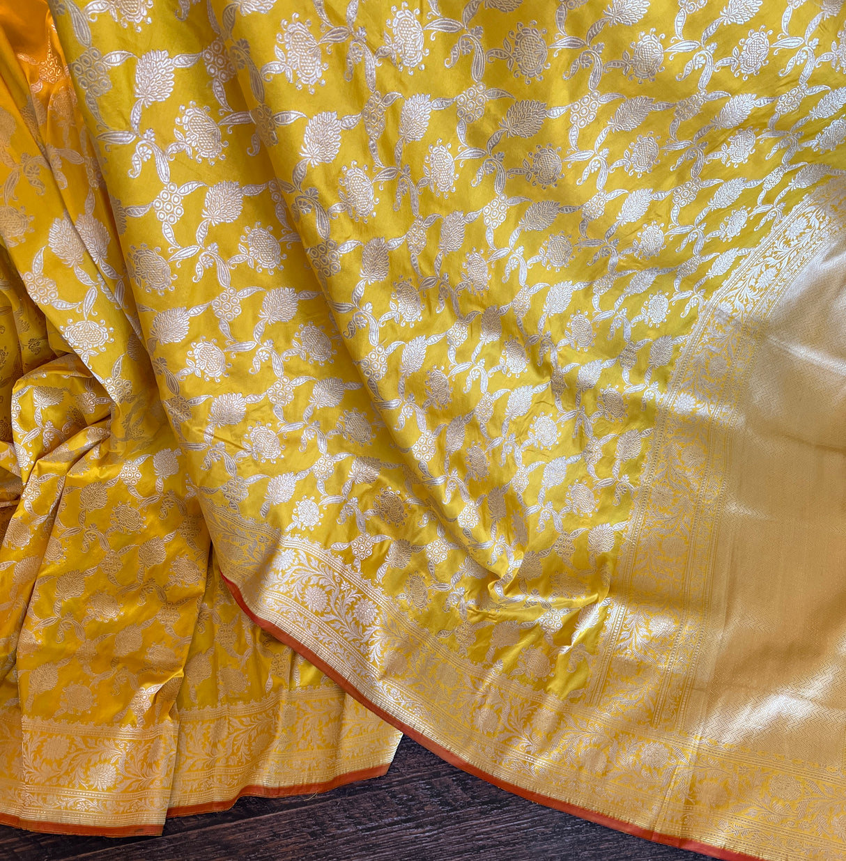 banarasi katan silk saree with pre stitched blouse