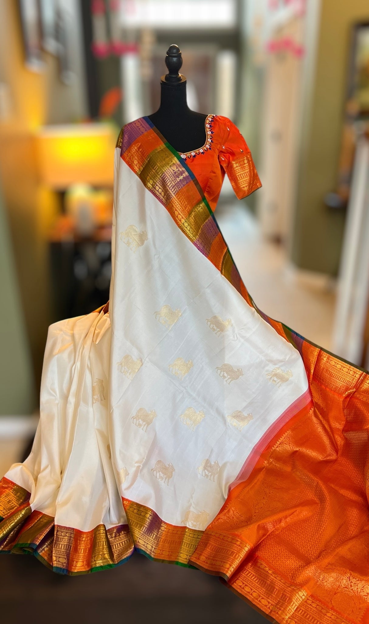 Kanchipuram Handloom Silk Saree with blouse