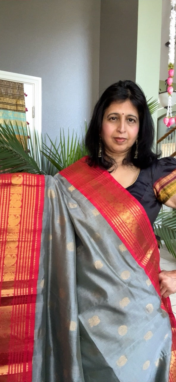 Grey Red Kanchi Seco