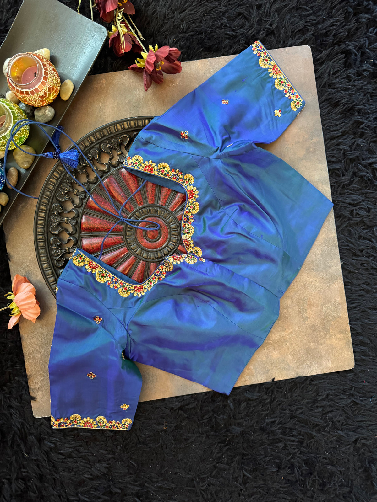 Peacock Blue Maharani Paithani Handloom Pure Silk With Pre-Stitched Blouse