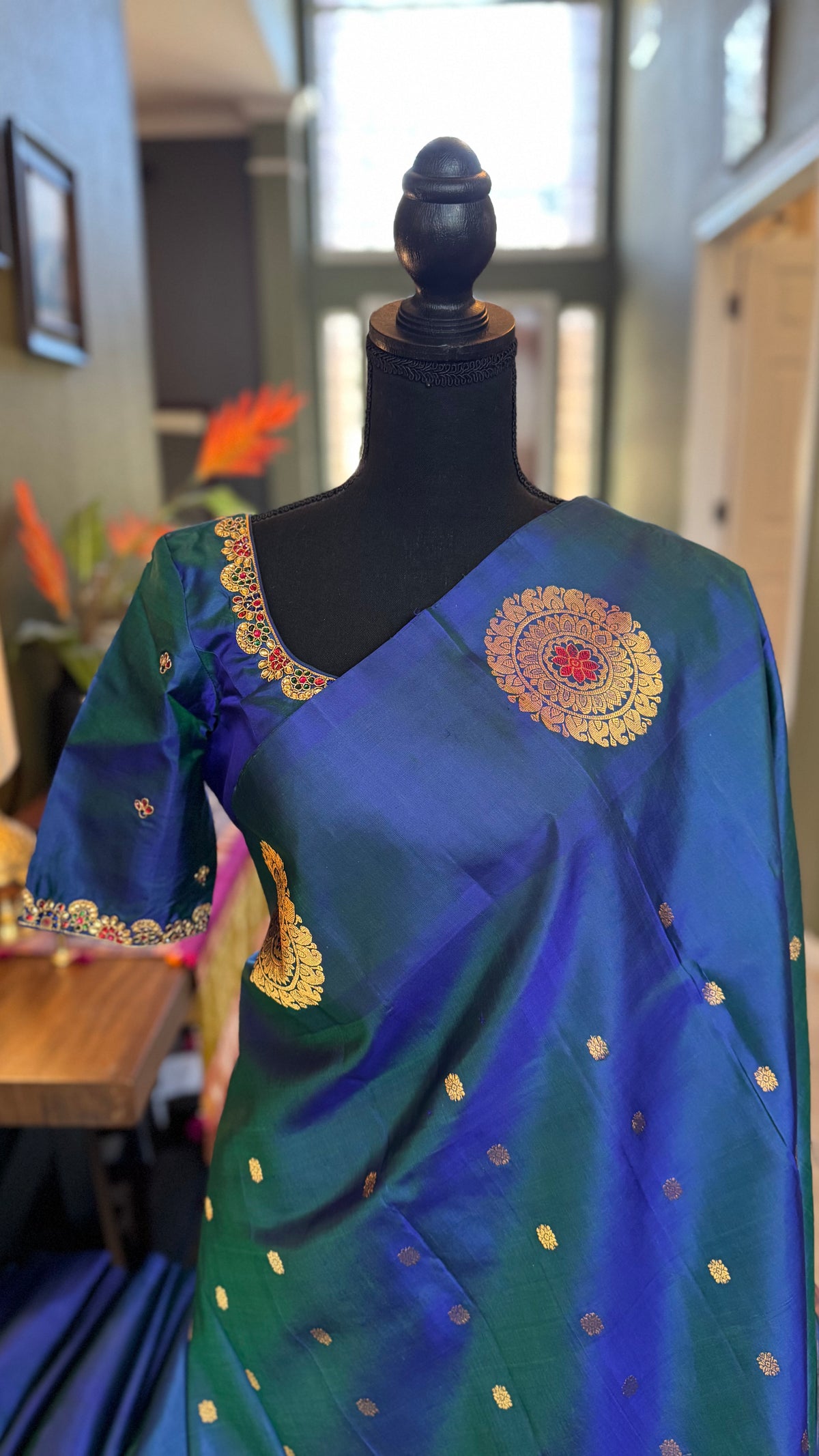 Peacock Blue Maharani Paithani Handloom Pure Silk With Pre-Stitched Blouse