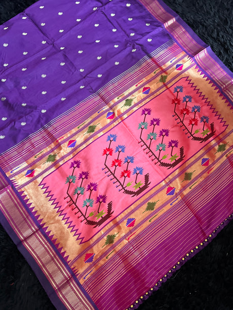 Yeola Paithani Naarali Border Asavalli Pallu Handloom Pure Silk with Pre-Stitched Blouse