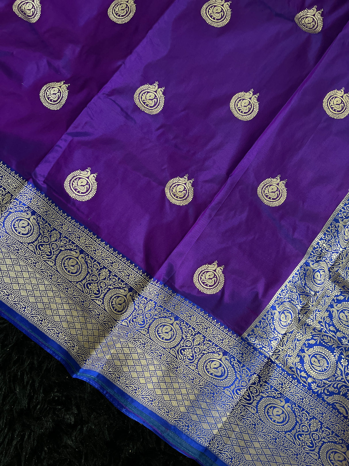 Banarasi Katan Silk Kaduwa Motifs With Pre-Stitched Blouse