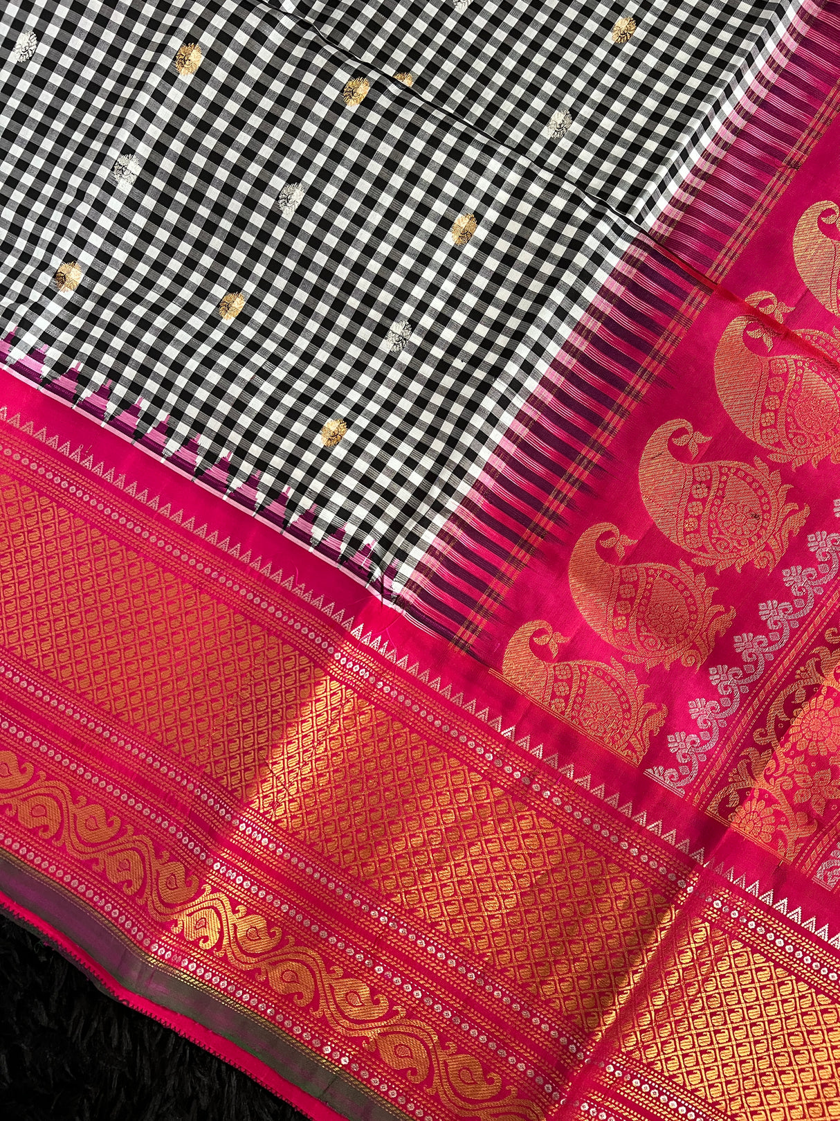 Gadwal handloom Pure Silk