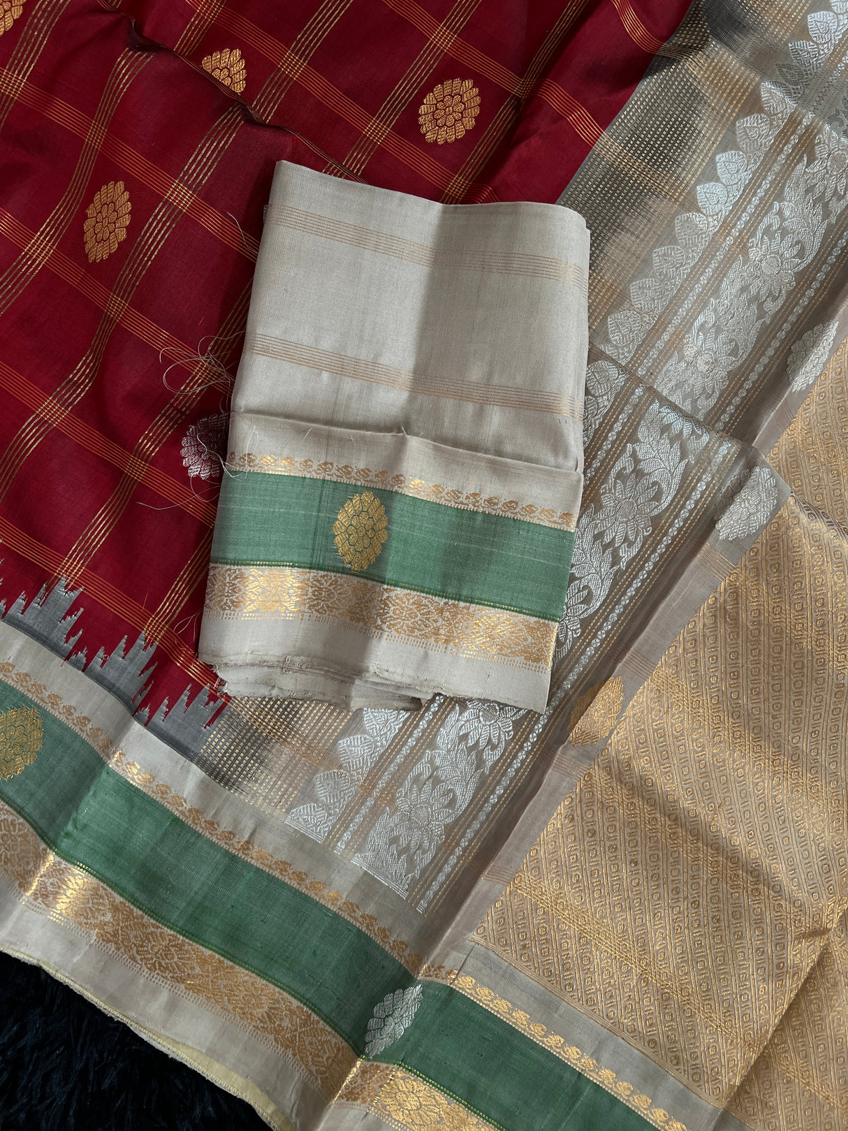 Gadwal handloom Pure Silk saree