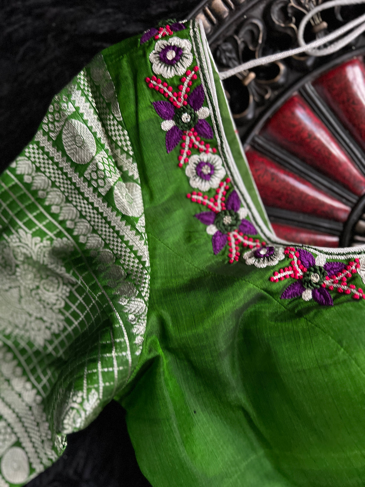 Venkatagiri Pattu With Stitched Blouse 