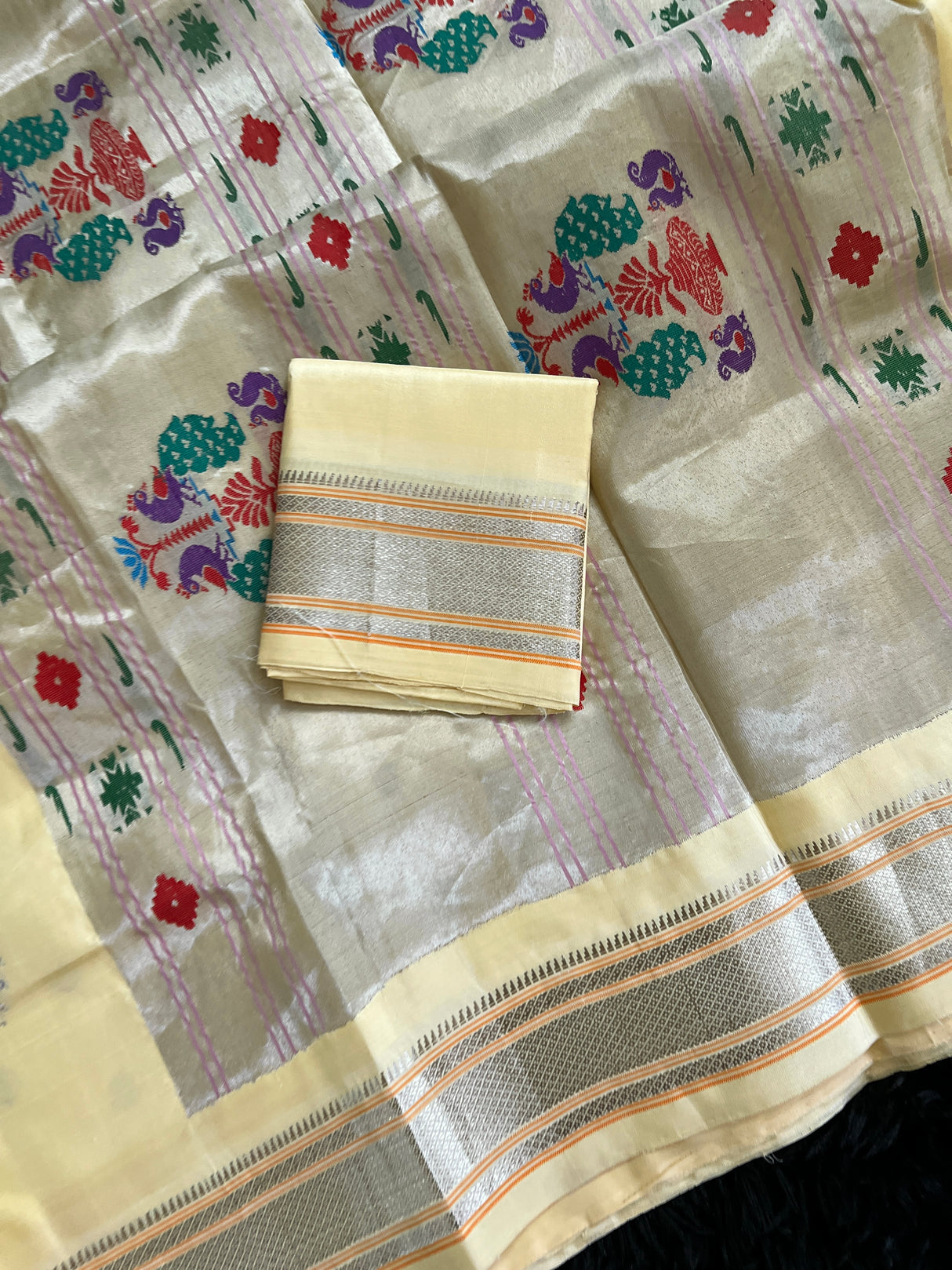Maharani Kalanjali Pastel shade (custard cream) Silver Zari Paithani Handloom Pure Silk