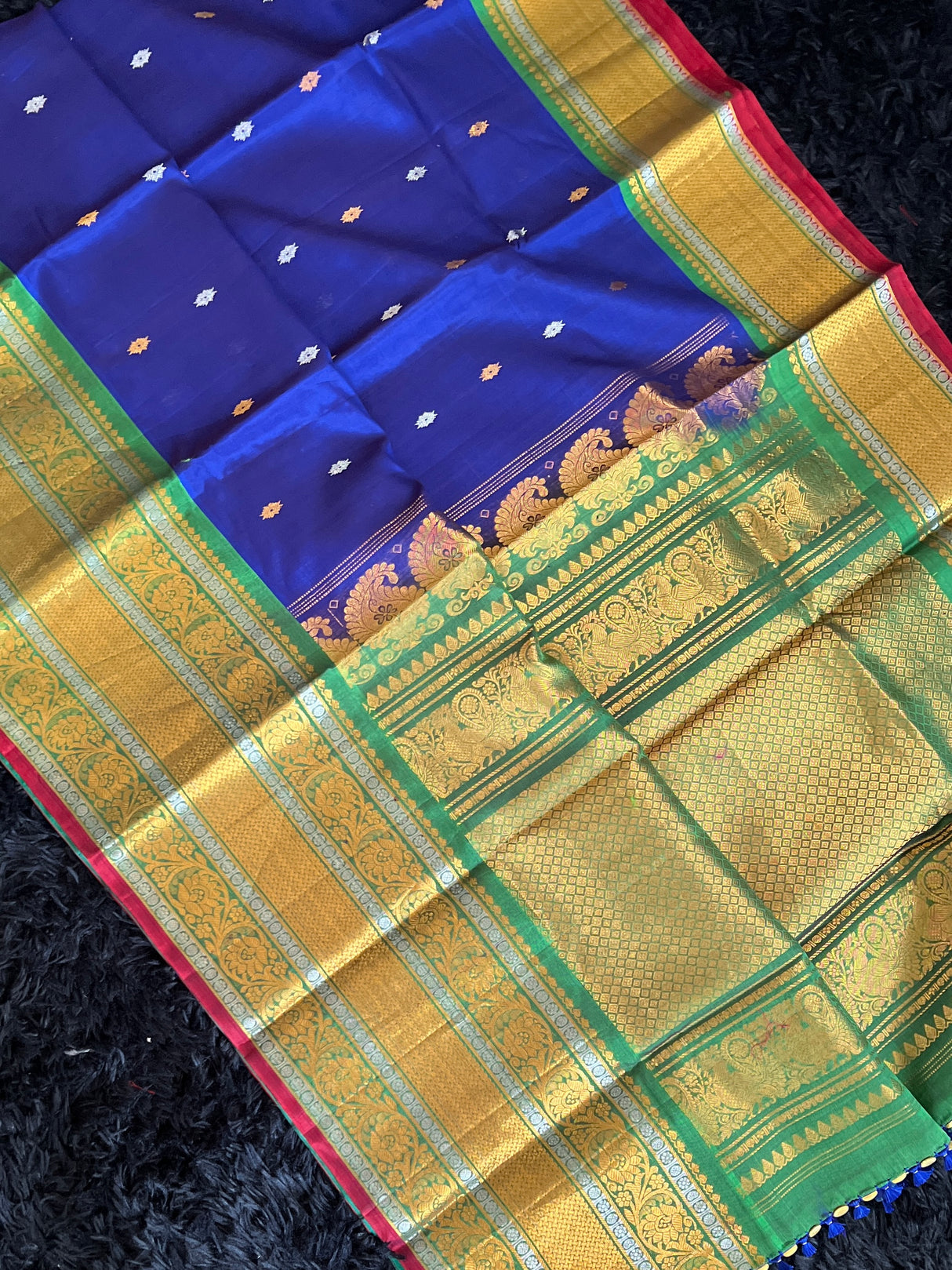 Seco Gadwal Royal Blue With Green saree