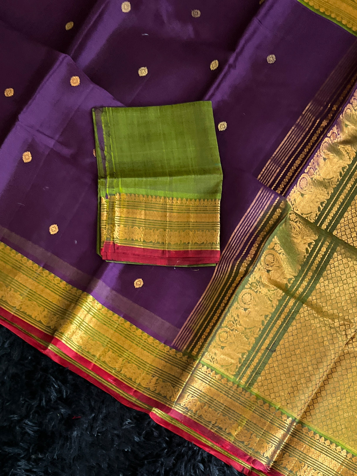 Seco Gadwal Purple With Olive Green saree