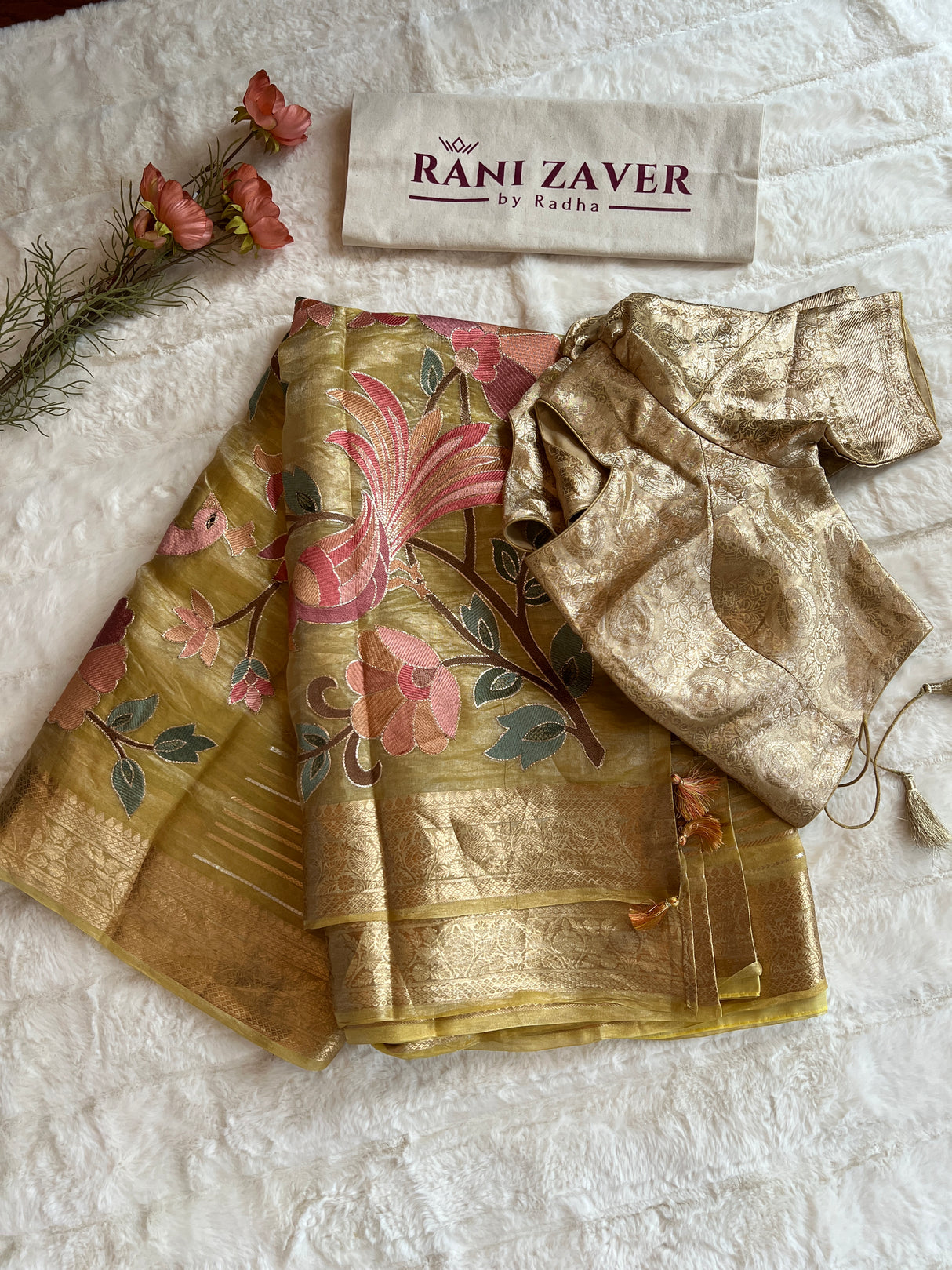 Organza Silk With Embroidered Paithani Pallu saree with blouse