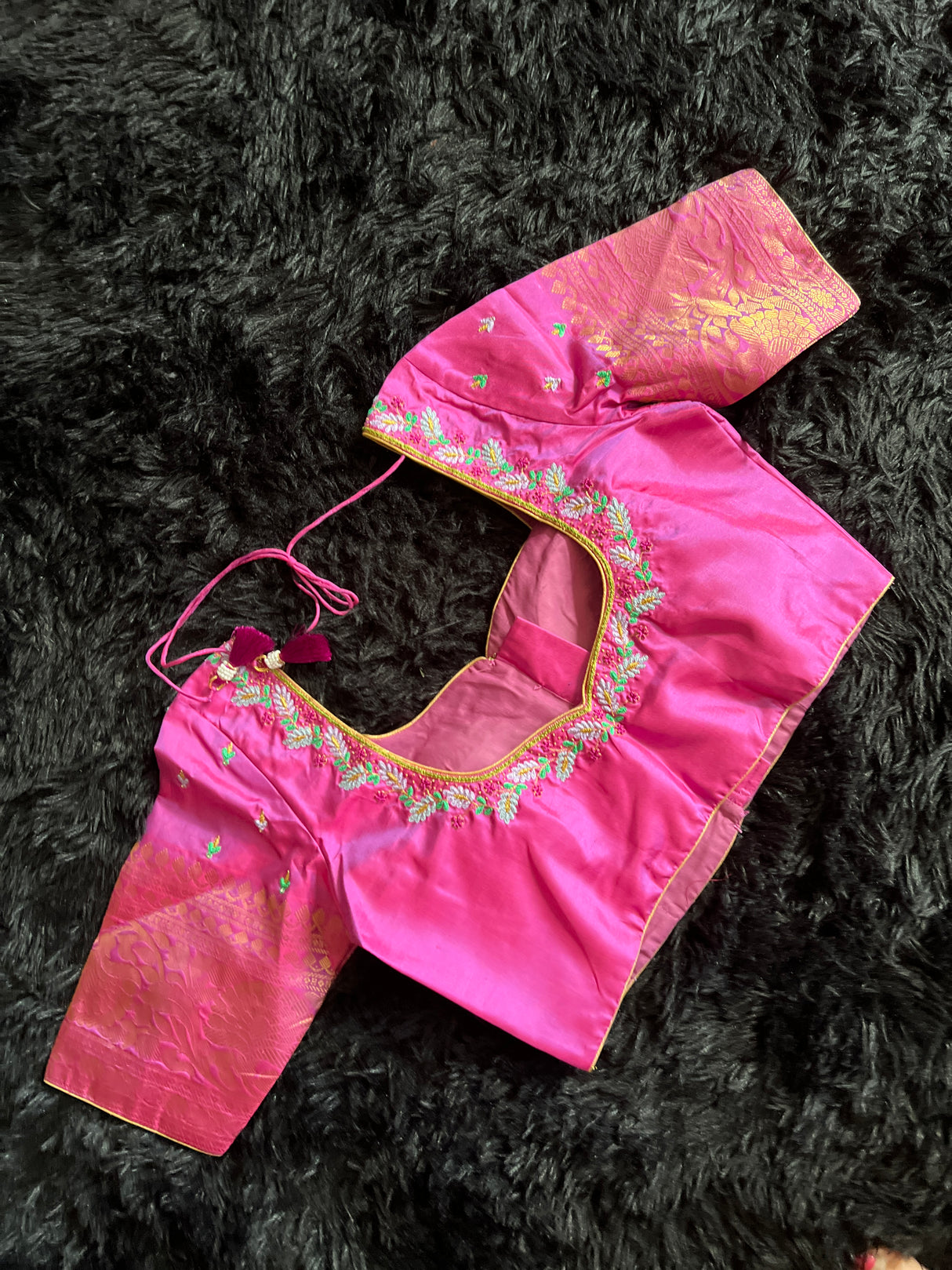 Kanchi Meenakari Gadwal handloom Pure Silk with Pre-Stitched Blouse