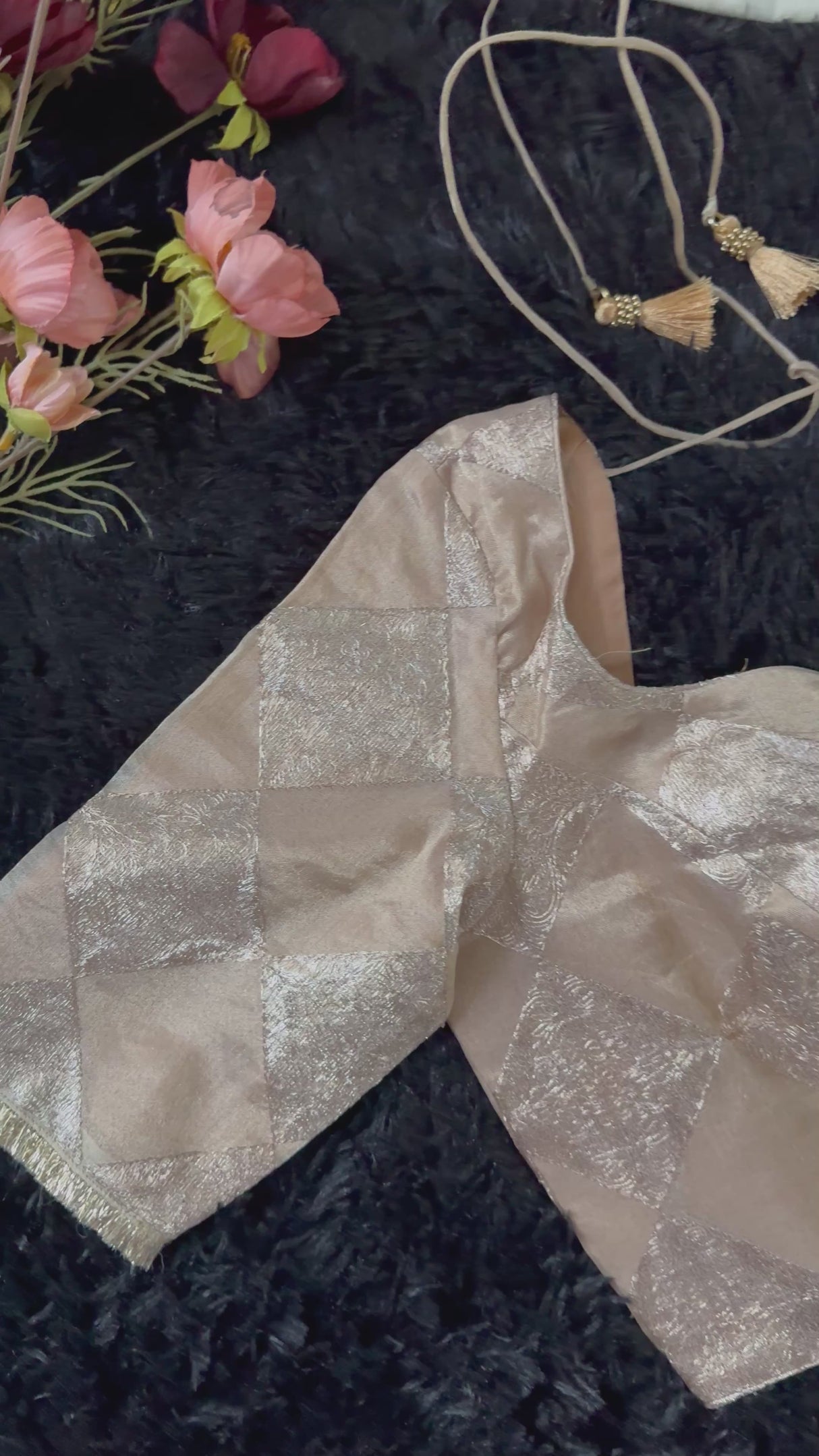 Gold tissue blouse 38